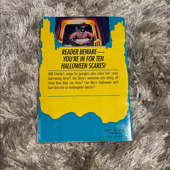 Goosebumps Book - Picture 2 of 2